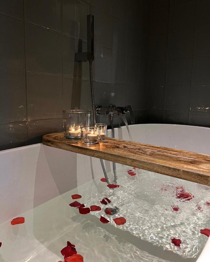 Logies Aan De Dam Hotel Мидълбург Екстериор снимка